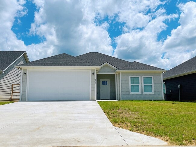 property at 489 Worth Ave