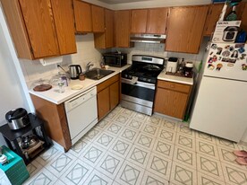 20 Colborne Rd, Unit 3 in Boston, MA - Building Photo