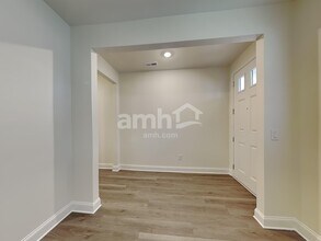 890 Jubilation St in Loganville, GA - Foto de edificio - Building Photo