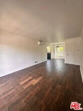 4950 Beverly Blvd in Los Angeles, CA - Building Photo - Building Photo