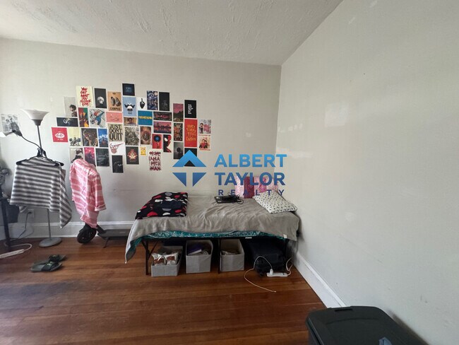 528 Cambridge St, Unit 1