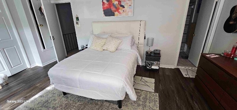 6360 Silver Ridge Cir in Alexandria, VA - Building Photo