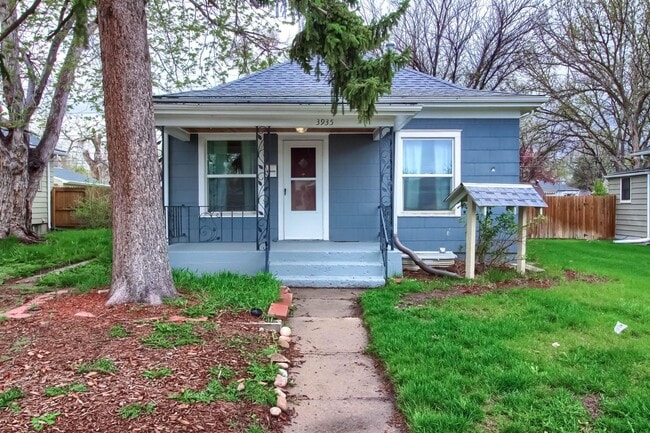 property at 3935 S Bannock St