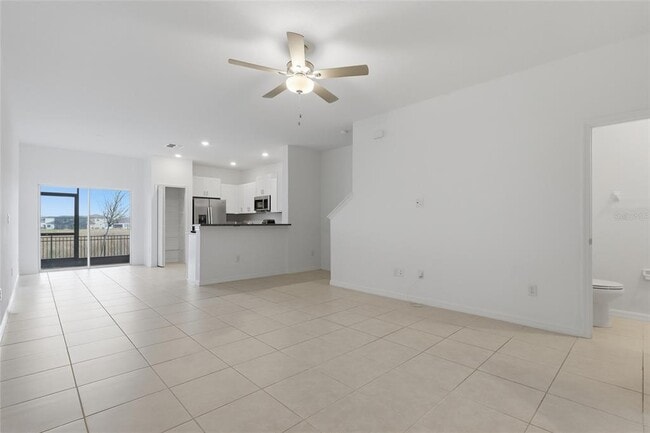 32127 Powderpuff Mimosa Dr in San Antonio, FL - Building Photo - Building Photo