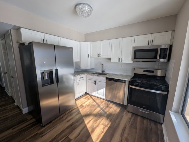 property at 143 Chelsea Cir