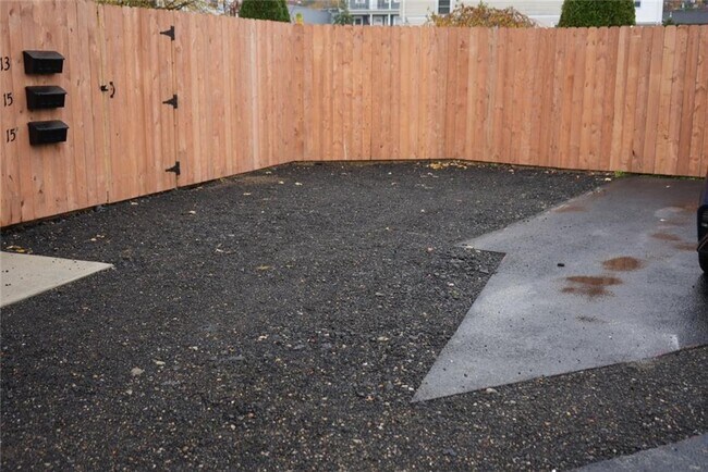 13 Tweed St in Cranston, RI - Building Photo - Building Photo