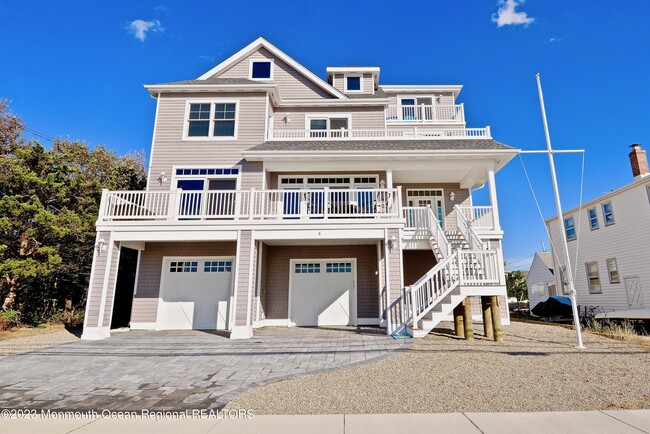 6 N Bayview Ave in Seaside Park, NJ - Building Photo - Building Photo