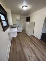 420 Sunnyside Ave in Waterloo, IA - Building Photo