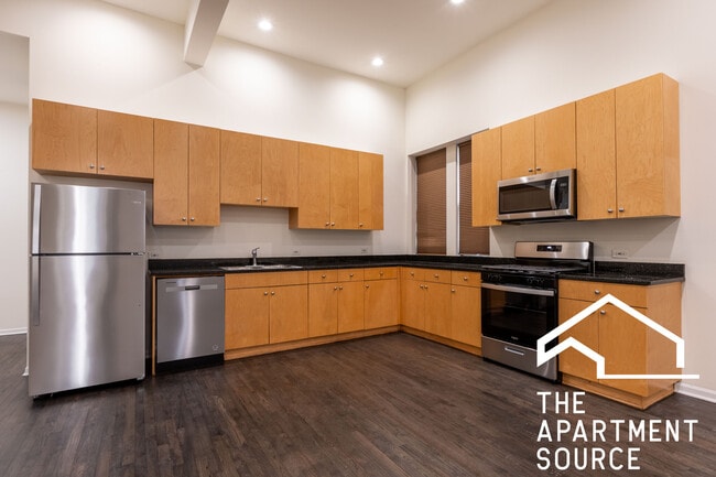 property at 1260 N Greenview Ave