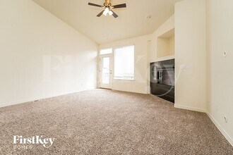 10802 Barclay Ct in Commerce City, CO - Building Photo - Building Photo