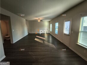 209 Oliver Dr in Locust Grove, GA - Building Photo - Building Photo