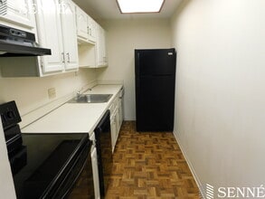 1580 Massachusetts Ave, Unit 4F in Cambridge, MA - Building Photo - Building Photo