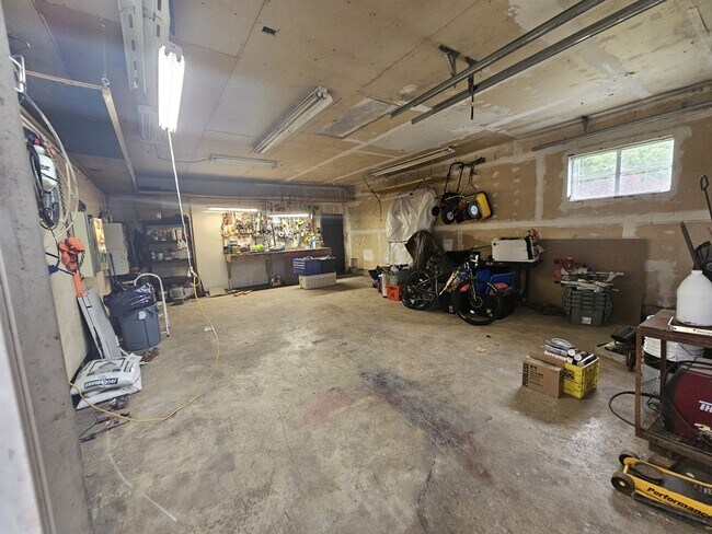 23170-23126 126 Ave in Maple Ridge, BC - Building Photo - Building Photo