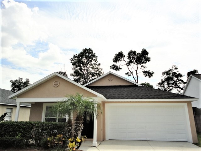 1304 Carlson Dr in Orlando, FL - Building Photo