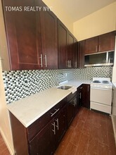 712 E 214th St in Bronx, NY - Building Photo - Building Photo