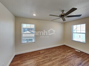 11122 S Seagrass Dr in South Jordan, UT - Building Photo - Building Photo