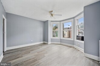 5841 N 12th St in Philadelphia, PA - Building Photo - Building Photo