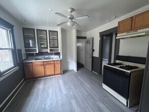 2948 E 125th St in Cleveland, OH - Building Photo - Building Photo
