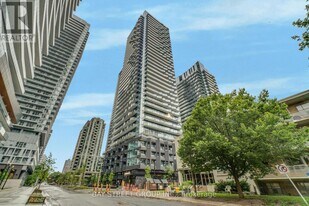 110 Broadway Ave, Unit 1813S in Toronto, ON - Building Photo