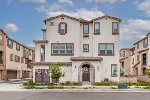 40709 Melrose Dr in Temecula, CA - Building Photo