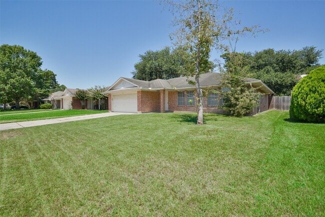 2311 Old Oak Ln in Houston, TX - Building Photo - Building Photo