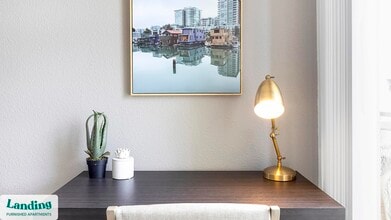 1811 E Apache Blvd in Tempe, AZ - Building Photo - Building Photo