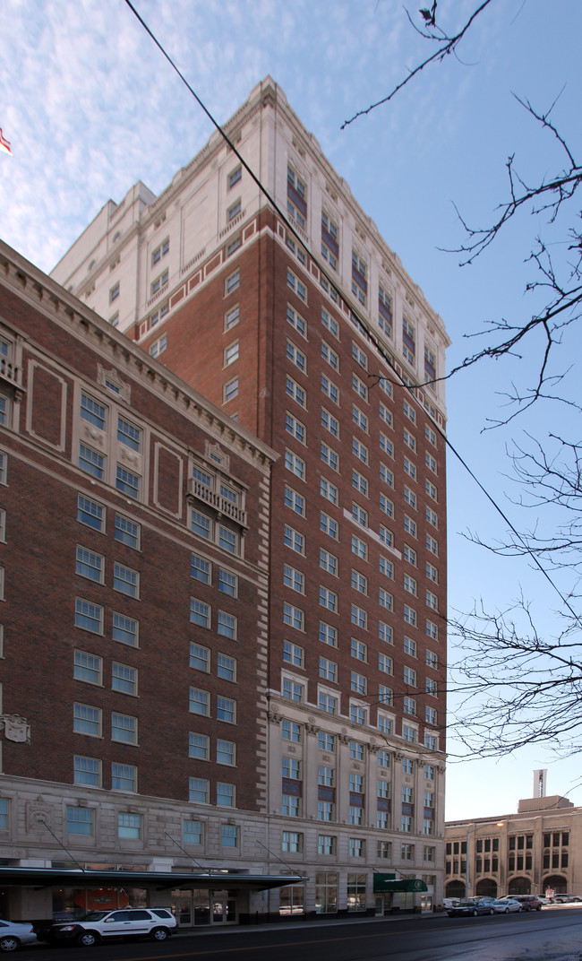 FORT SHELBY in Detroit, MI - Building Photo - Building Photo