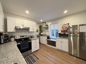 21 Osborne Rd in Brookline, MA - Building Photo - Building Photo