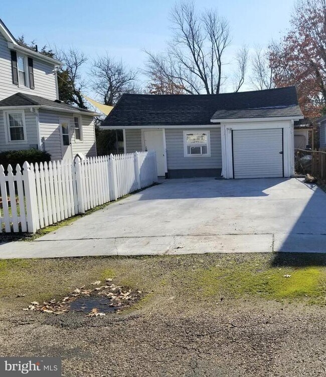 300 Lafayette St in Colonial Beach, VA - Building Photo - Building Photo