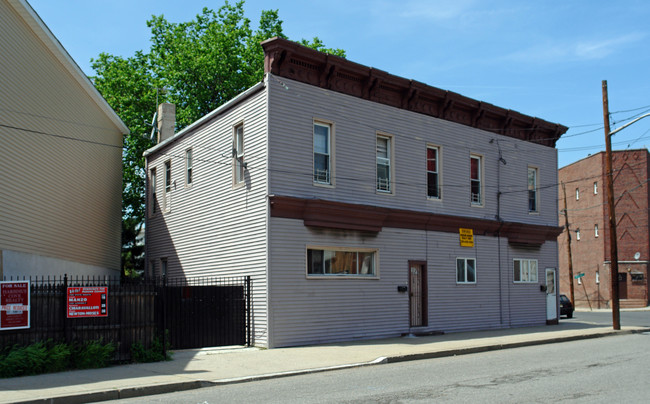 261-263 Old Bergen Rd in Jersey City, NJ - Foto de edificio - Building Photo