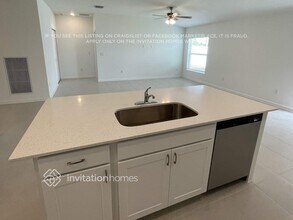 722 Carlyle Wy in Fort Pierce, FL - Building Photo - Building Photo