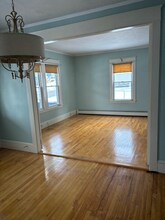 34 Pleasantdale Ave in Waterville, ME - Foto de edificio - Building Photo