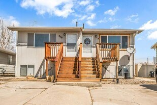 250 E Rangely Ave in Rangely, CO - Building Photo