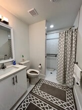 1550 N Dixie Hwy in Boca Raton, FL - Building Photo - Building Photo