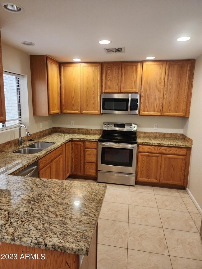 14213 N Brunswick Dr in Fountain Hills, AZ - Building Photo - Building Photo