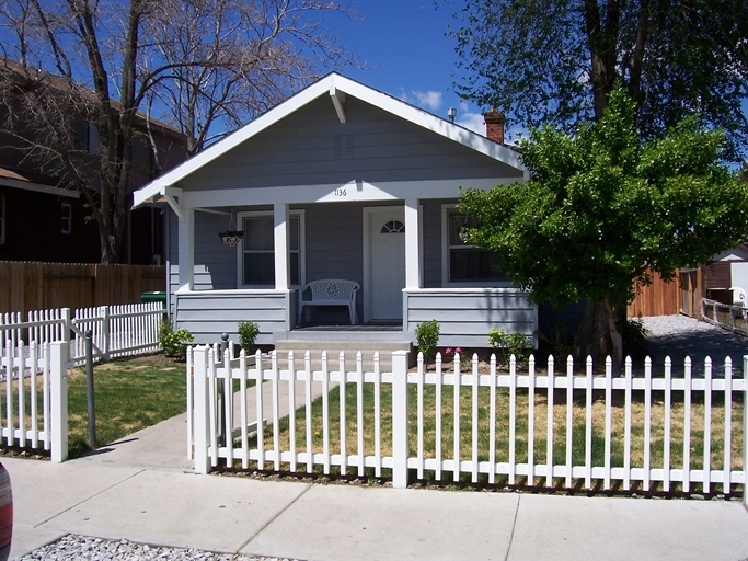 1136 E St in Sparks, NV - Building Photo