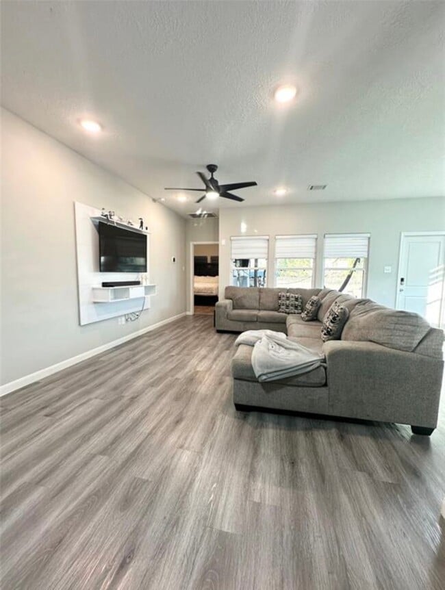 property at 844 Rd 5109