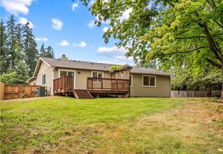 37834 27th Pl S in Federal Way, WA - Building Photo - Building Photo