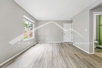 9354 Cattail Ct in Littleton, CO - Building Photo - Building Photo