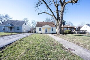 4565 Brookville Rd in Indianapolis, IN - Building Photo