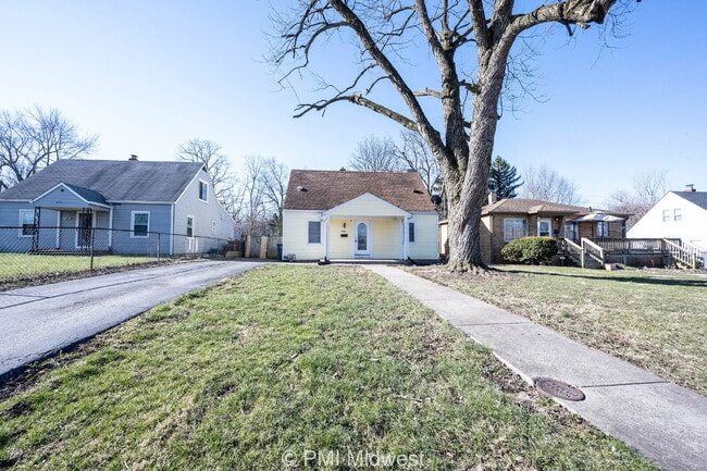 property at 4565 Brookville Rd