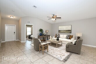 1655 Painter St SE in Palm Bay, FL - Foto de edificio - Building Photo