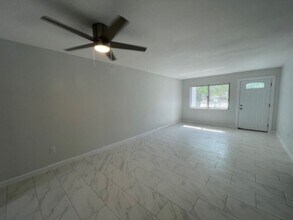 2507 Windward Way in Winter Park, FL - Building Photo - Building Photo