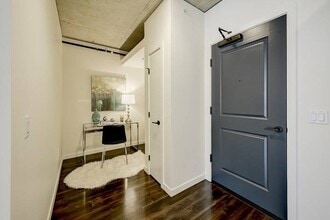 624 Yale Apartments in Seattle, WA - Foto de edificio - Building Photo