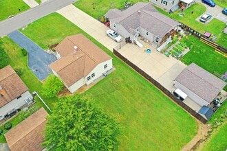 8167 Anderson Ave NE in Warren, OH - Building Photo - Building Photo