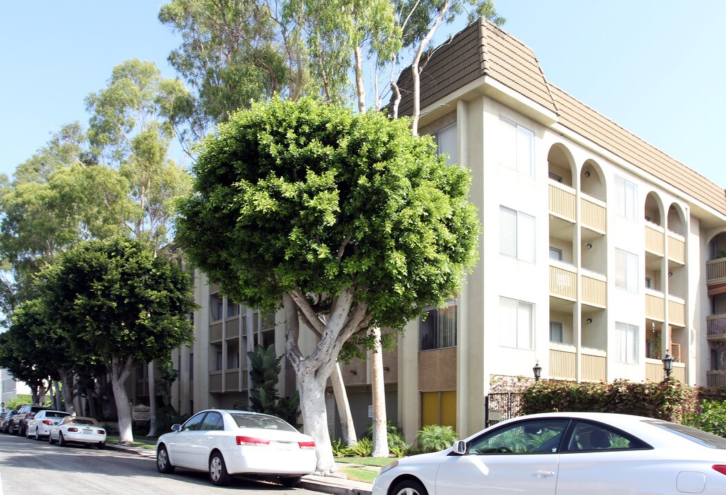 Pallas Athena Apartments in Long Beach, CA - Foto de edificio