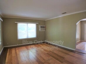 1187 Hobart St in Chico, CA - Building Photo - Building Photo