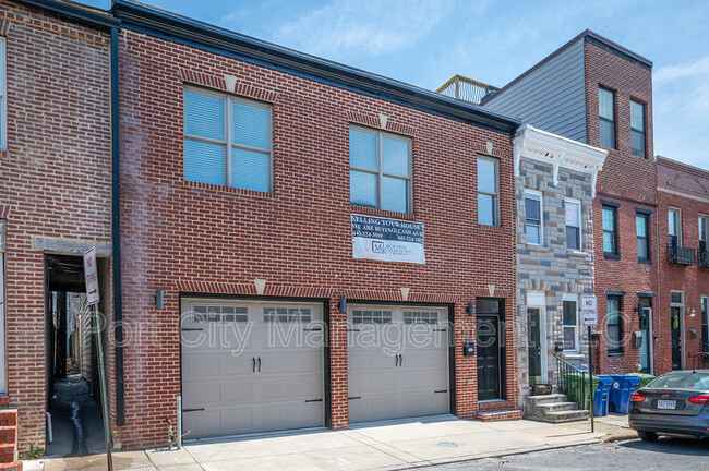 property at 903 S Decker Ave