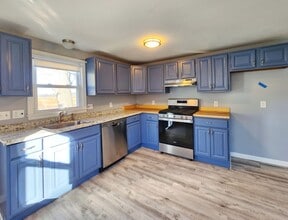 46 Flint St in Revere, MA - Building Photo - Building Photo