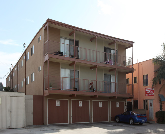 Linden 650 in Long Beach, CA - Building Photo - Building Photo